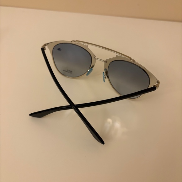 Dior Reflected Sunglasses - Picture 3 of 5